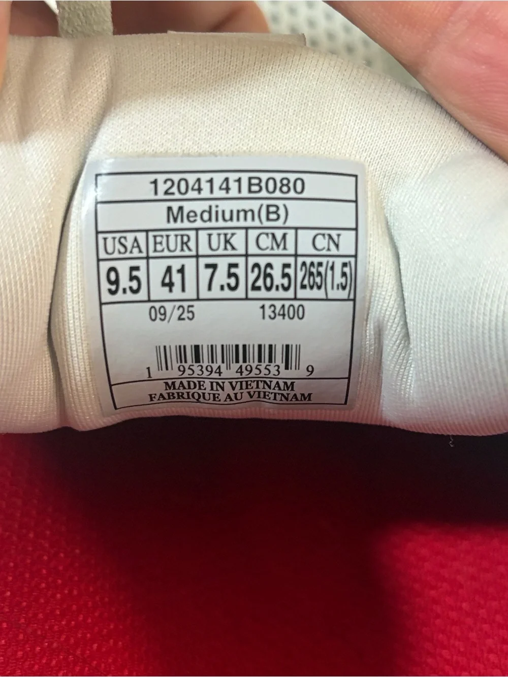 Brooks Ariel GTS23 Grey+White MaxCushion SupportRunningShoes Sz 9.5